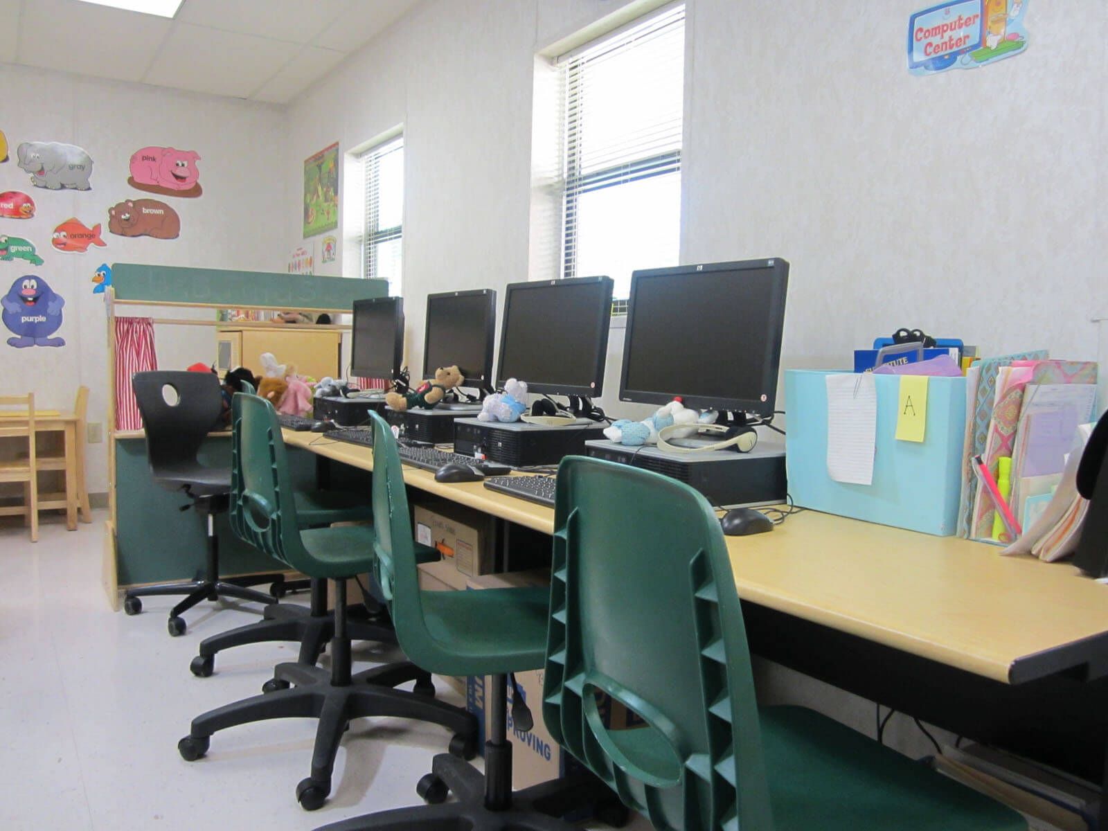 SMCPS-Evergreen-Elementary-Portables-Classroom-4