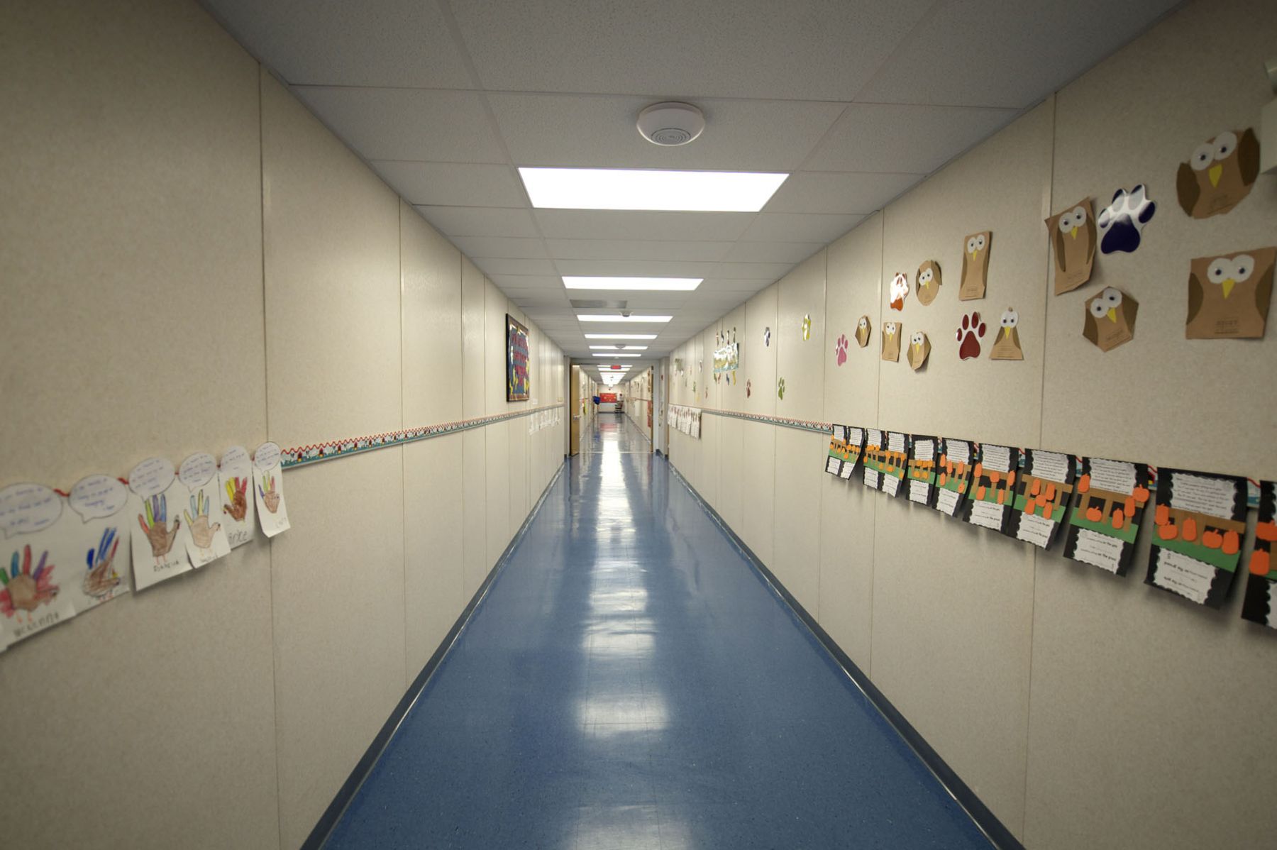 Woodstown-Pilesgrove-Permanent-Modular-Learning-Center-Hallway