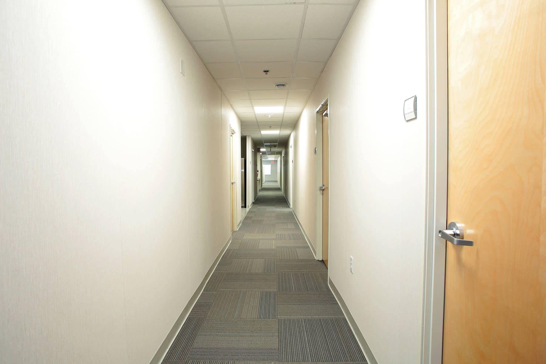 MEDC-Modular-Clinic-Corridor