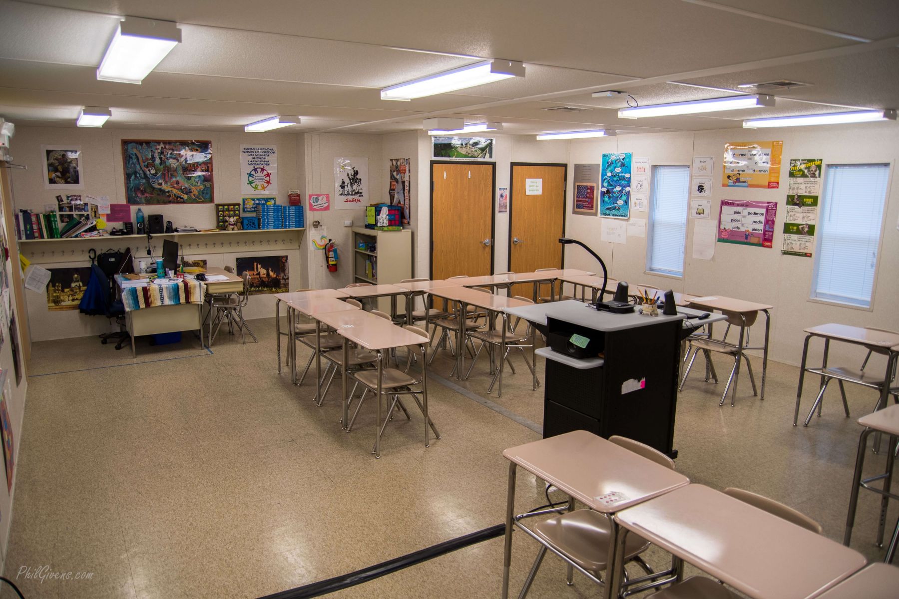 BCPS-3-Units-Perry-Hall-MS-interior-2