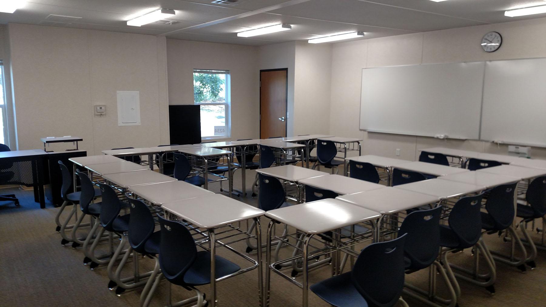 LVARCS-Multi-Classroom-Modular-Complex-Interior-5