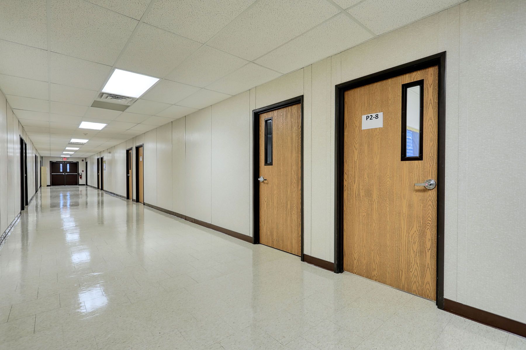 Baltimore-International-Academy-Modular-Classroom-Complex-Interior-Hallway