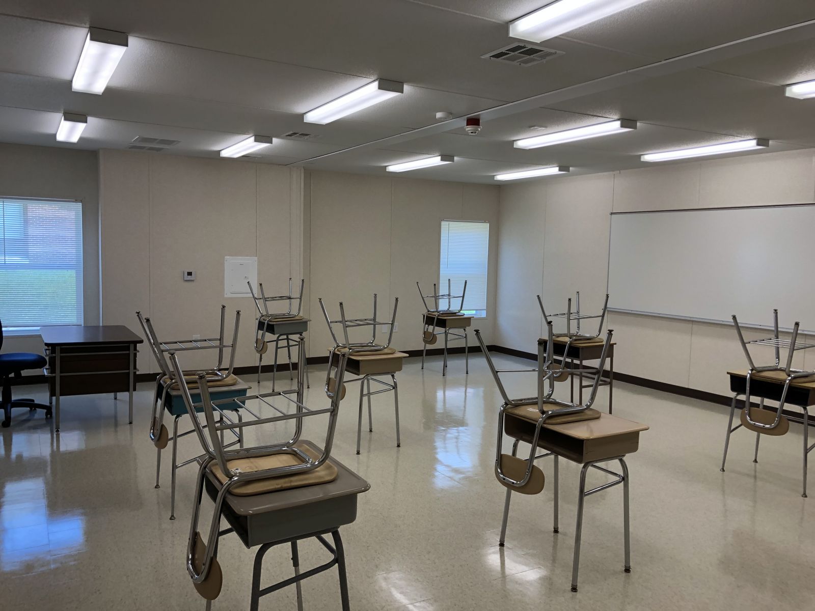 HCPS-Modular-Classroom-Swingspace-Interior-4