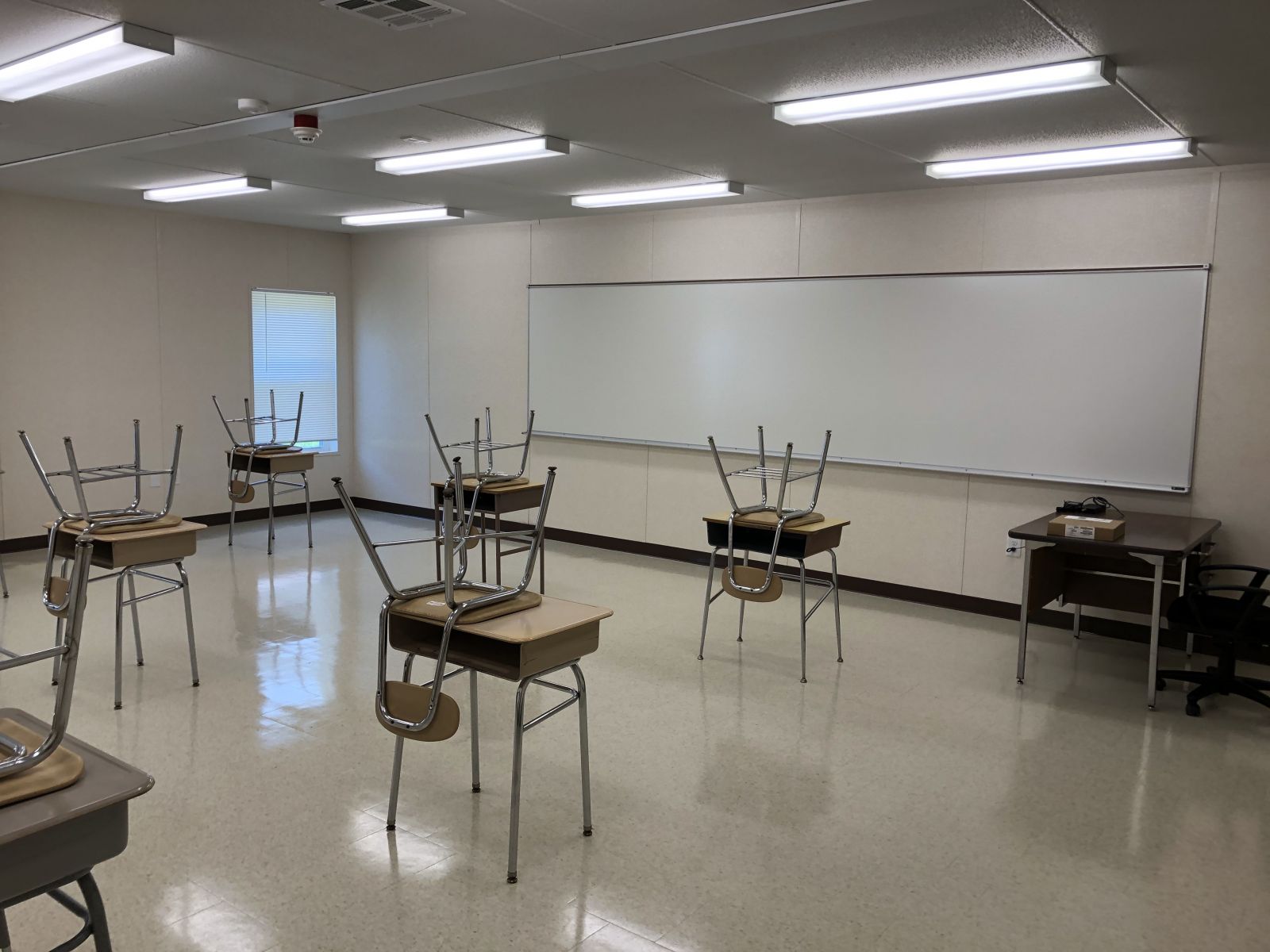 HCPS-Modular-Classroom-Swingspace-Interior-5