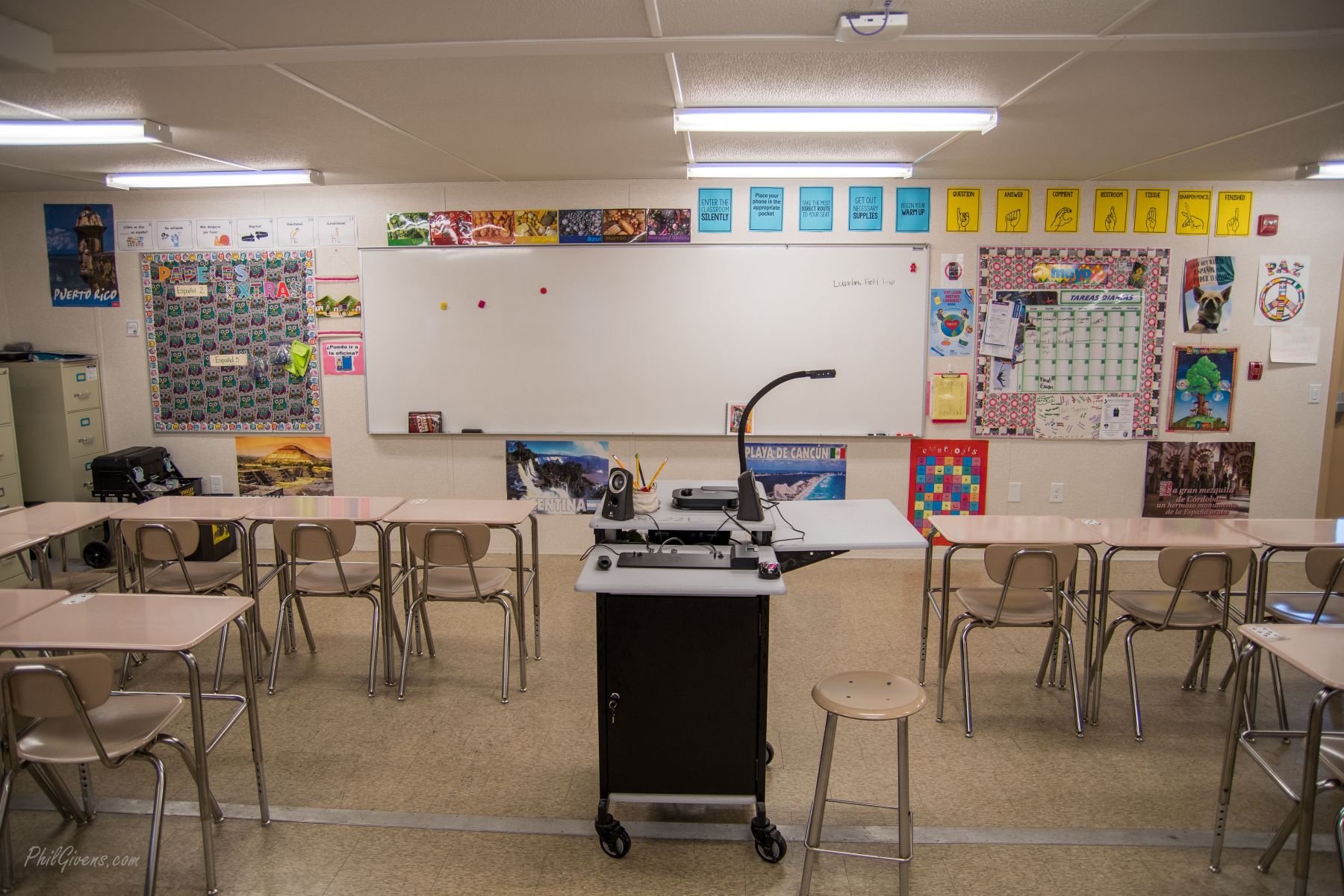 BCPS-Portable-Classrooms-Interior-1