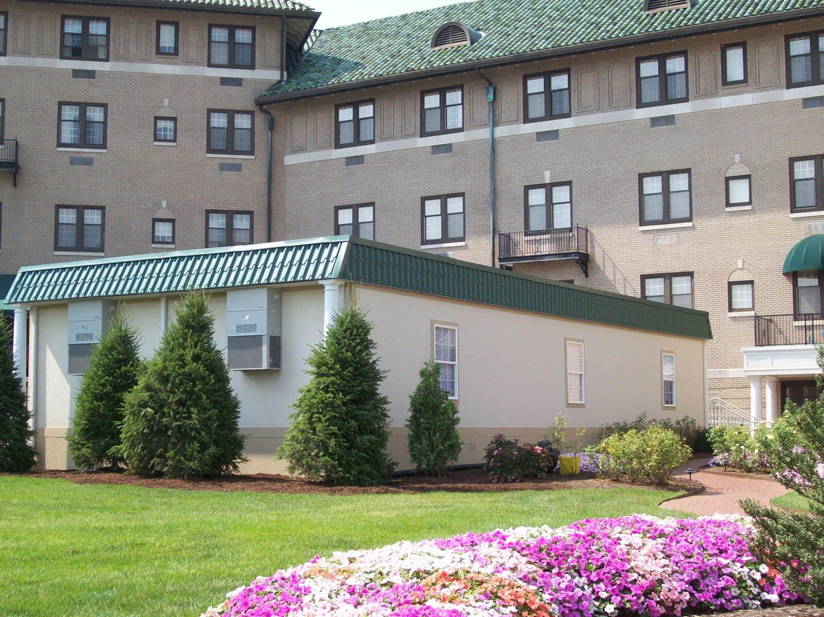 Hotel-Hershey-Temporary-Conference-Center-Exterior-6