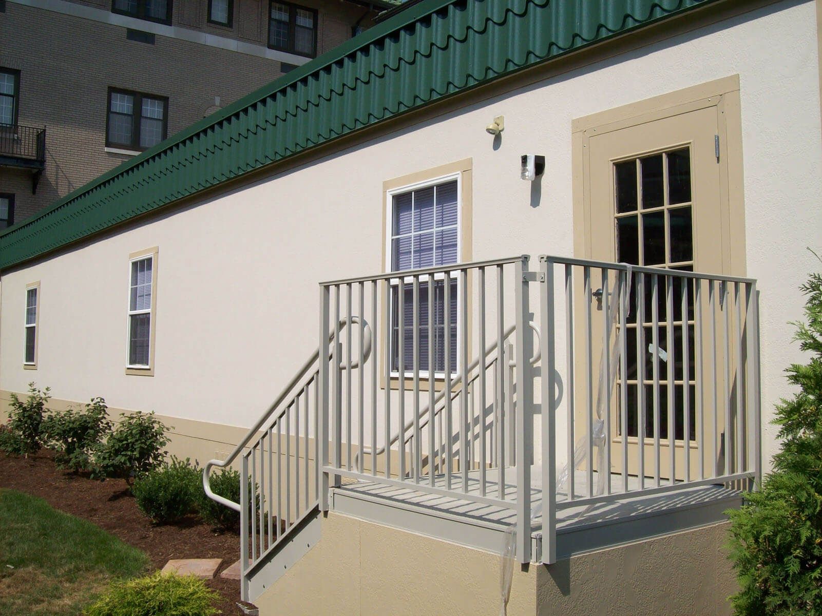 Hotel-Hershey-Temporary-Conference-Center-Exterior-Steps-4