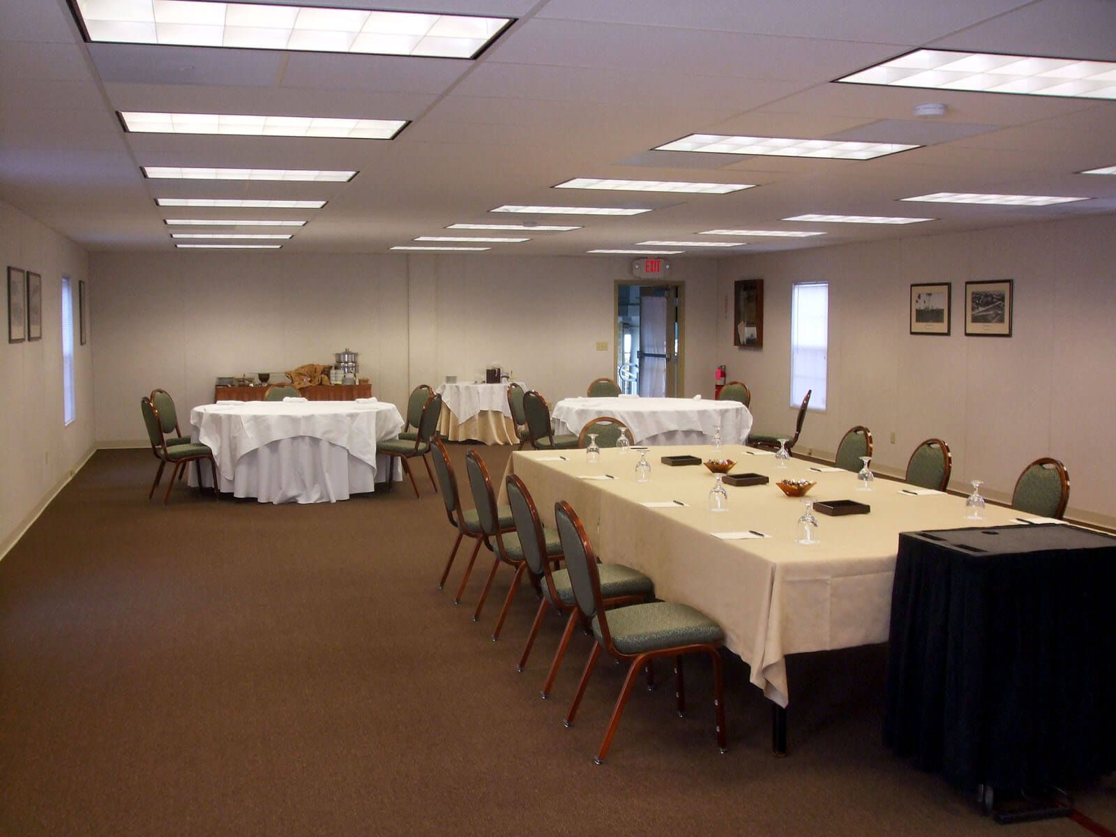 Hotel-Hershey-Temporary-Conference-Center-Interior-3