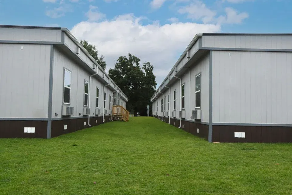 residential-dormitories-bunkhouses-18