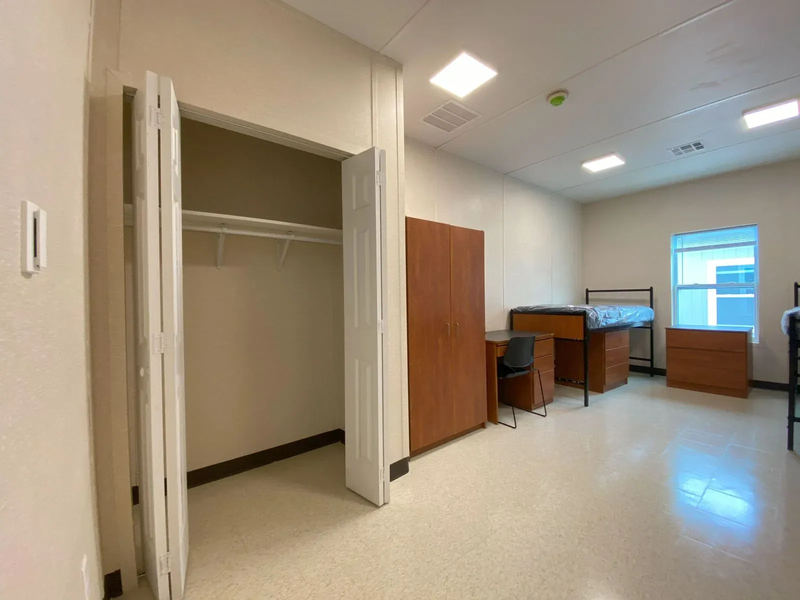residential-dormitories-bunkhouses-29