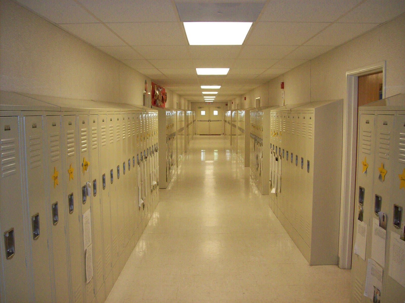 Baltimore-City-Grove-Park-Portable-Classrooms-Interior-Lockers